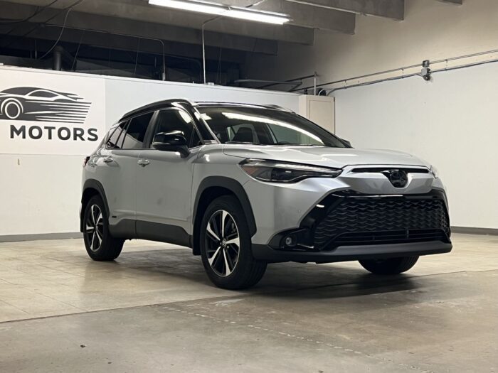 2024 TOYOTA COROLLA CROSS XSE HYBRID AWD - Image 2