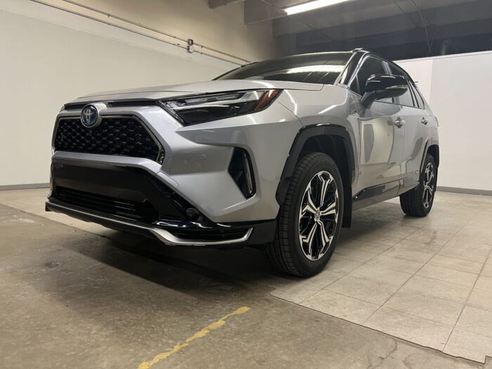 2024 TOYOTA Rav4 Prime XSE with TEC Package - Image 4