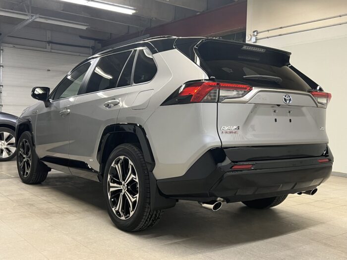 2024 TOYOTA Rav4 Prime XSE with TEC Package - Image 6