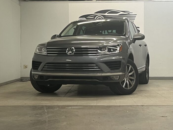 2015 VOLKSWAGEN TOUAREG