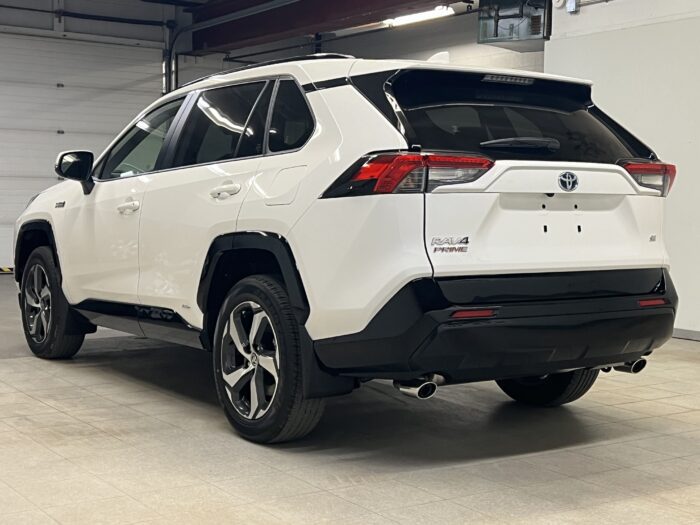 2024 TOYOTA RAV4 PRIME SE PLUG IN Hybrid AWD - Image 6