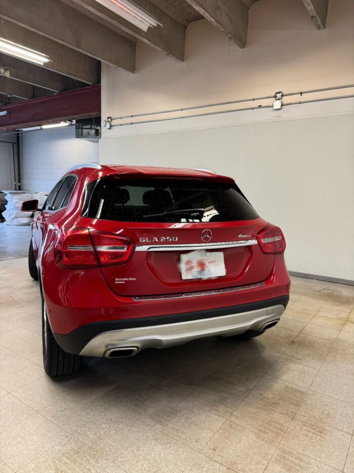 2015 MERCEDES BENZ GLA250 - Image 2