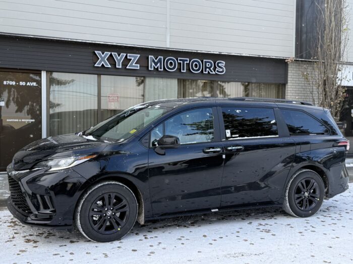 2025 TOYOTA SIENNA XSE AWD