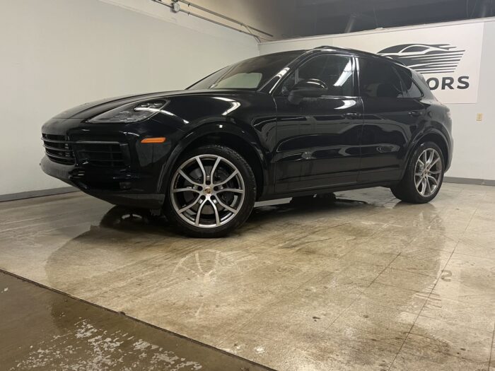 2021 Porsche Cayenne "PENDING" - Image 2