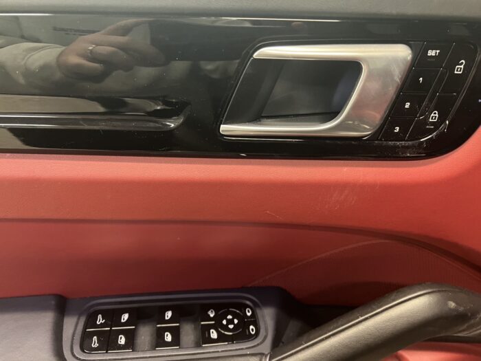 2021 Porsche Cayenne "PENDING" - Image 10
