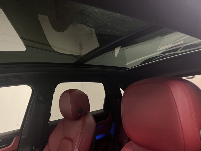 2021 Porsche Cayenne "PENDING" - Image 16