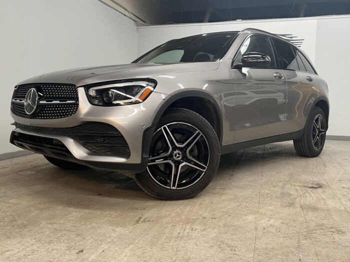 2022 Mercedes-Benz GLC 300 4MATIC SUV - Image 2