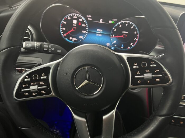 2022 Mercedes-Benz GLC 300 4MATIC SUV - Image 15
