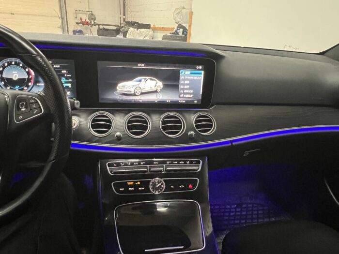 2017 Mercedes-Benz E-Class 4dr Sdn E 300 4MATIC - Image 10
