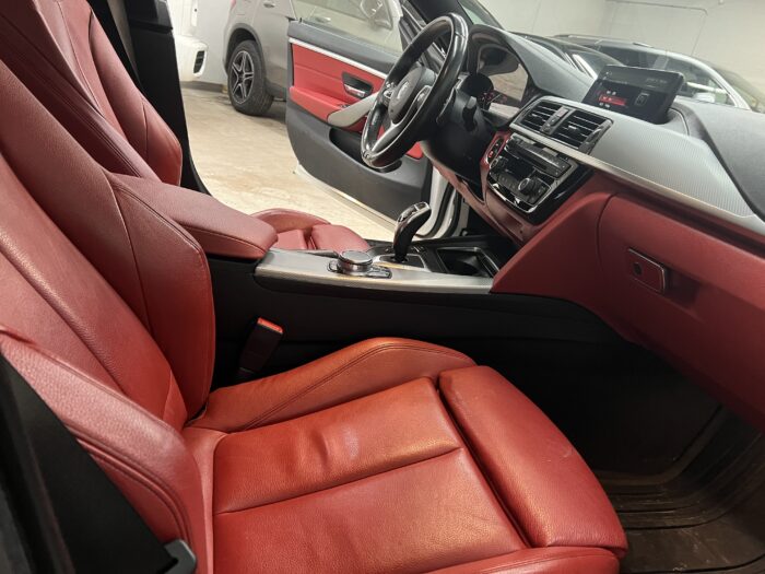 2019 BMW 4 Series 440i xDrive Gran Coupe - Image 13