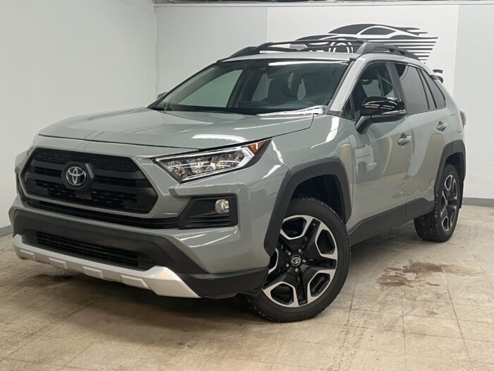 2019 Toyota RAV4 AWD Trail - Image 2