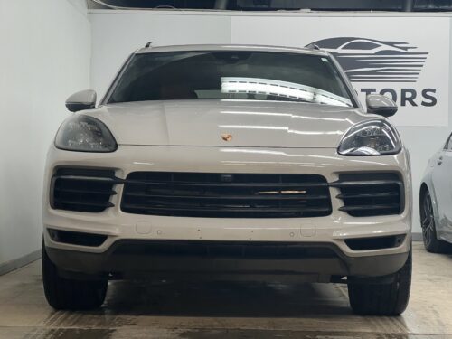 2020 PORSCHE CAYENNE CHALK WITH RED