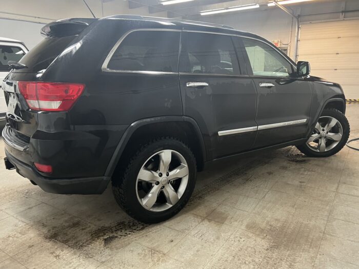 2012 JEEP GRAND CHEROKEE HEMI 5.7V8 - Image 4