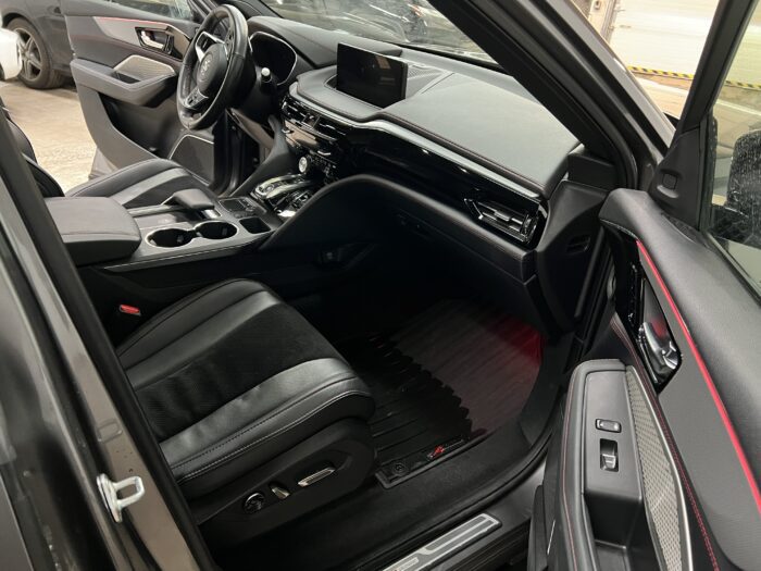 2022 Acura MDX A-Spec SH-AWD - Image 11