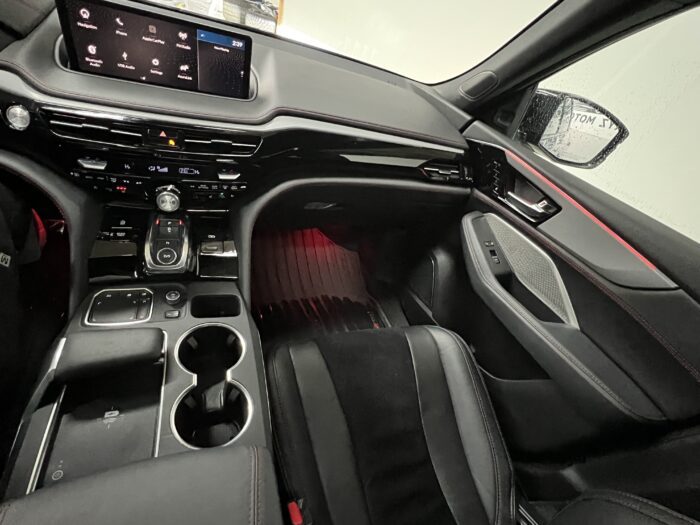 2022 Acura MDX A-Spec SH-AWD - Image 17