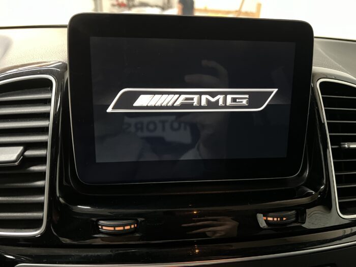 2016 Mercedes-Benz GLE 4MATIC 4dr GLE 450 AMG - Image 13