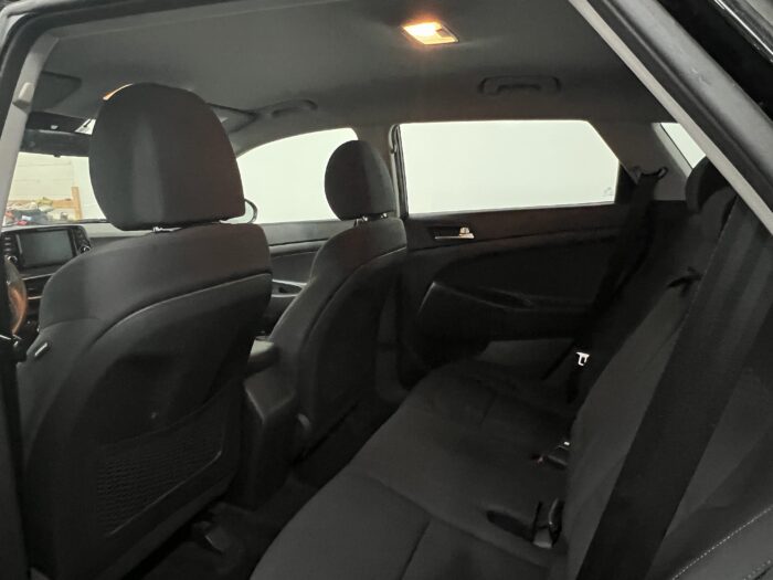2019 Hyundai Tucson Essential AWD w/Safety Package - Image 7