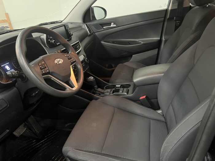 2019 Hyundai Tucson Essential AWD w/Safety Package - Image 8