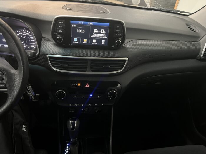 2019 Hyundai Tucson Essential AWD w/Safety Package - Image 13