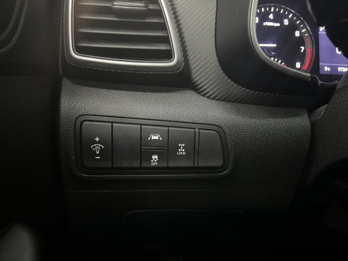 2019 Hyundai Tucson Essential AWD w/Safety Package - Image 15