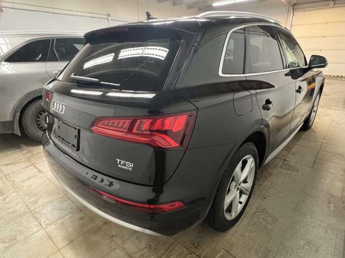 2018 AUDI Q5 2.0 TFSI quattro Progressiv S tronic - Image 4