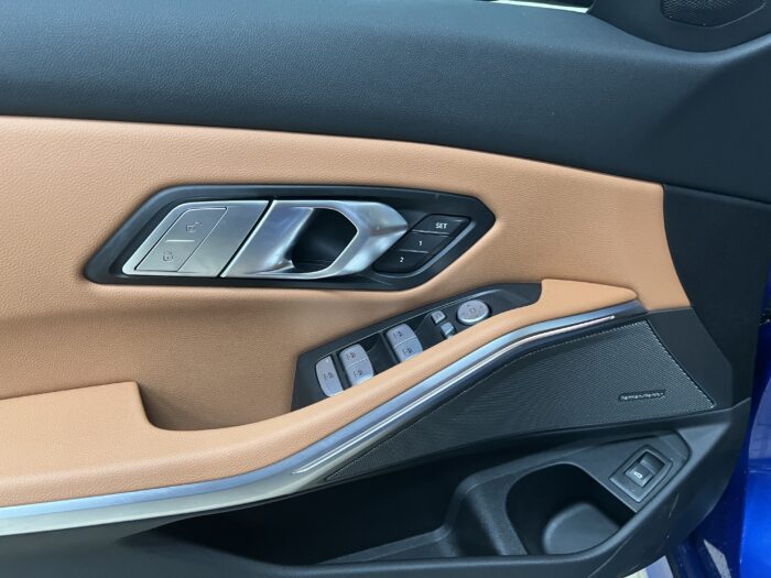 2023 BMW M340I XDRIVE - Image 10