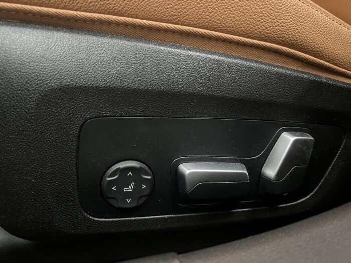 2023 BMW M340I XDRIVE - Image 13