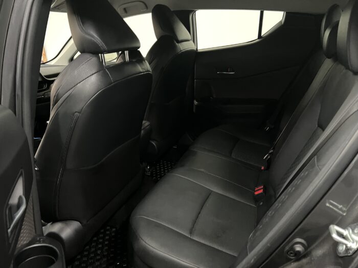 2021 Toyota C-HR LIMITED FWD"PENDING" - Image 11