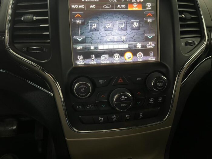 2014 Jeep Grand Cherokee 4WD 4dr Overland - Image 16