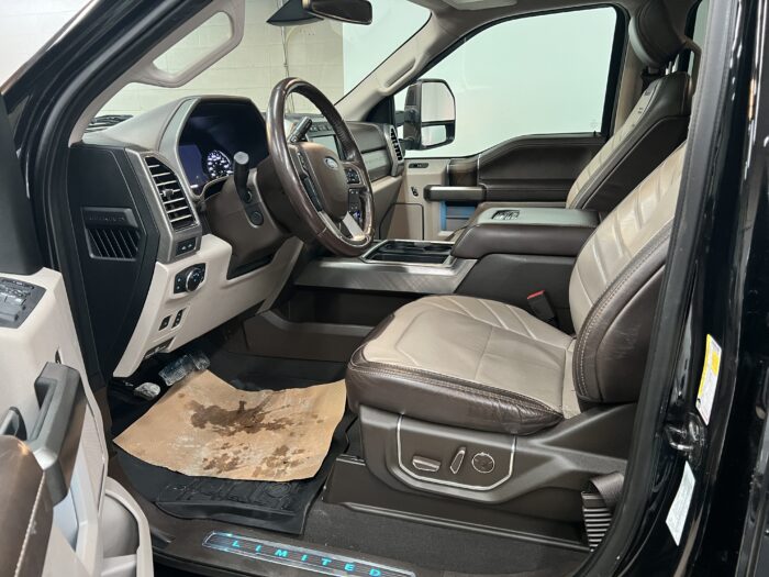 2019 Ford F-350 SUPER DUTY F350 SUPER DUTY LIMITED"PENDING" - Image 9