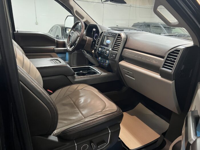 2019 Ford F-350 SUPER DUTY F350 SUPER DUTY LIMITED"PENDING" - Image 13