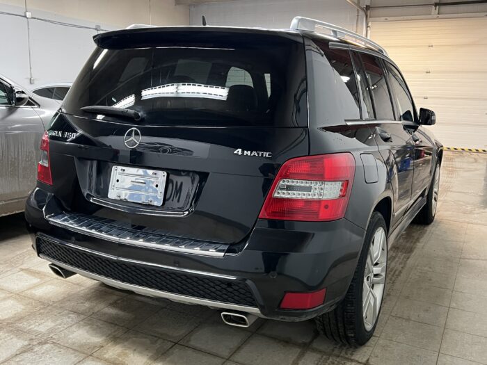 2012 Mercedes Benz GLK350 4MATIC - Image 3