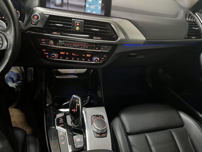 2018 BMW X3 XDRIVE 30I - Image 11