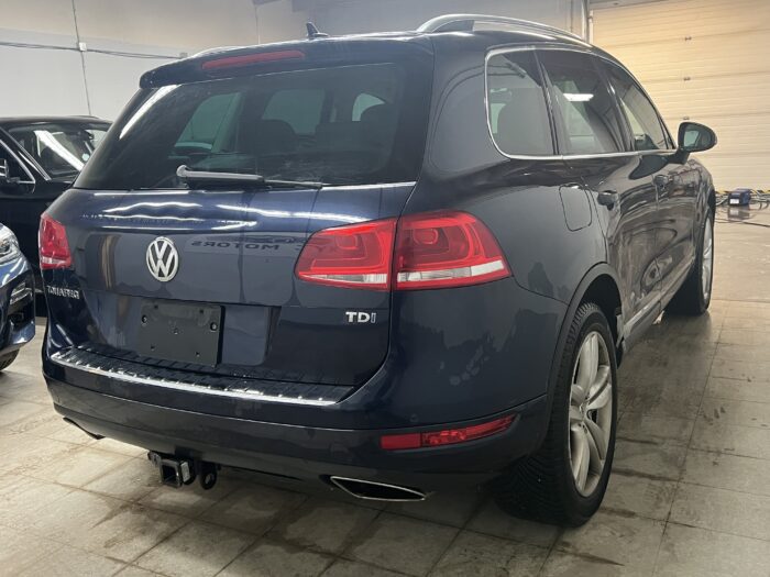 2012 VOLKSWAGEN TOUAREG TDI"PENDING" - Image 4