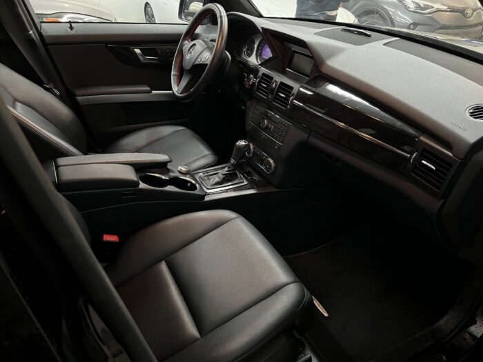 2012 Mercedes Benz GLK350 4MATIC - Image 8