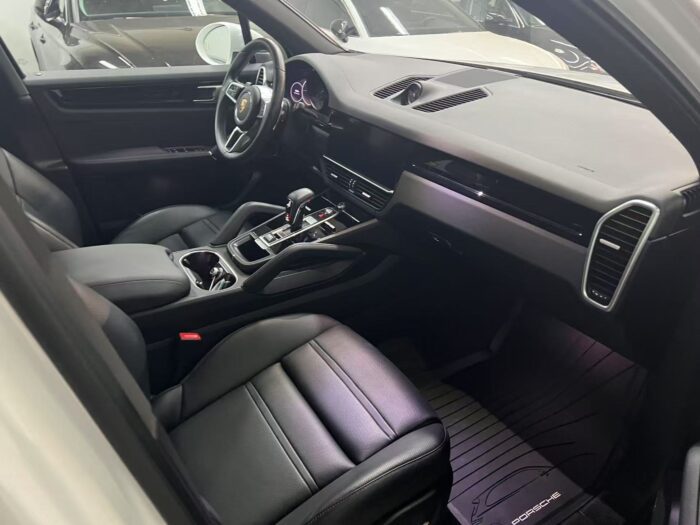 2021 PORSCHE CAYENNE - Image 8