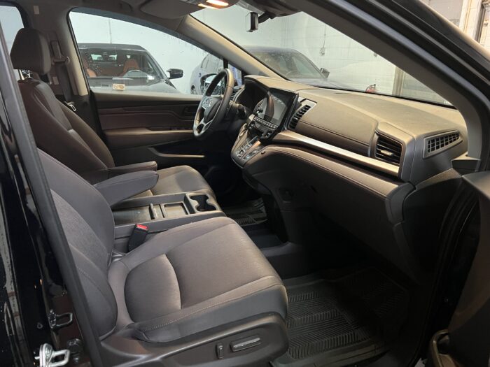 2018 HONDA ODYSSEY EX“pending” - Image 7