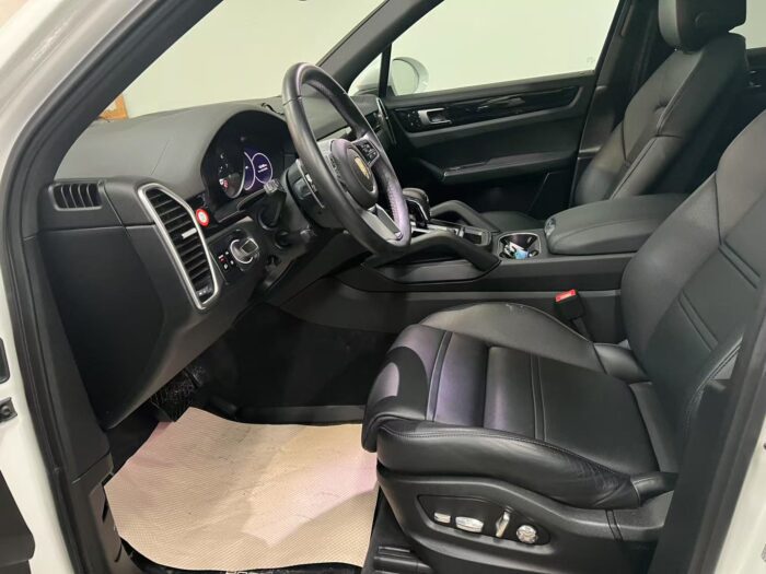 2021 PORSCHE CAYENNE - Image 7