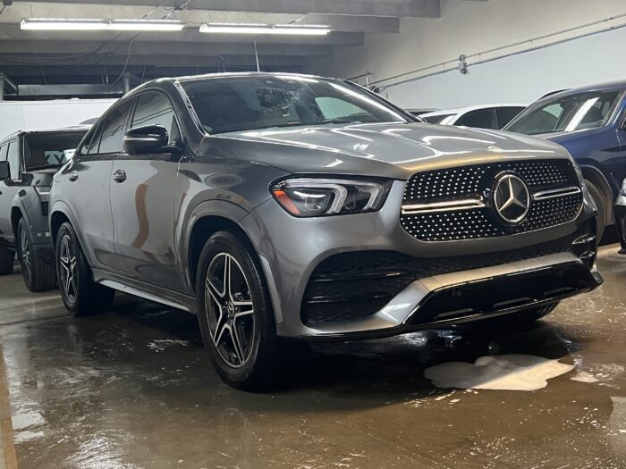 2022 Mercedes-Benz GLE 450 4MATIC Coupe - Image 2