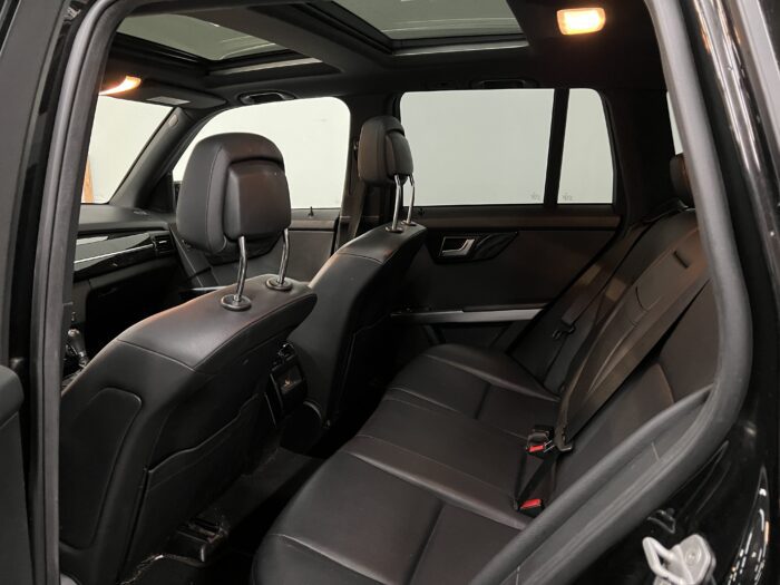 2012 Mercedes Benz GLK350 4MATIC - Image 14