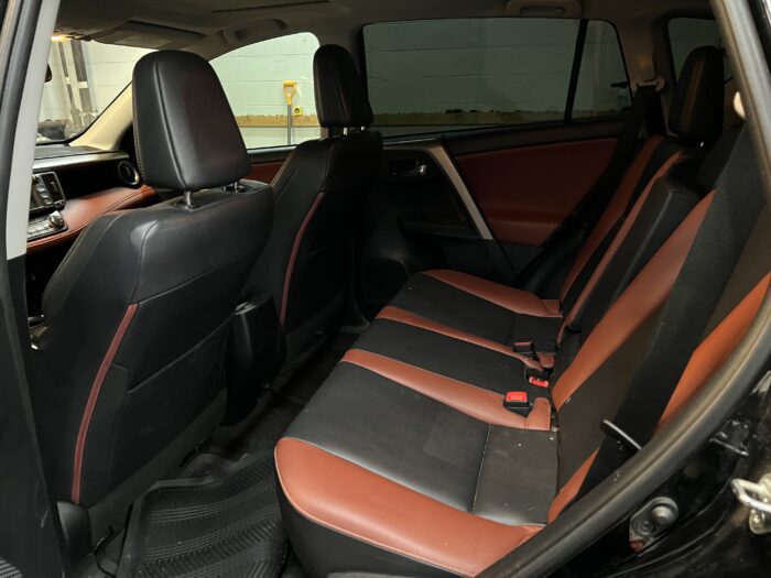 2014 TOYOTA RAV4 LIMITED - Image 10