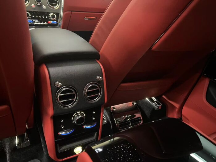 2021 Rolls-Royce Cullinan - Image 10