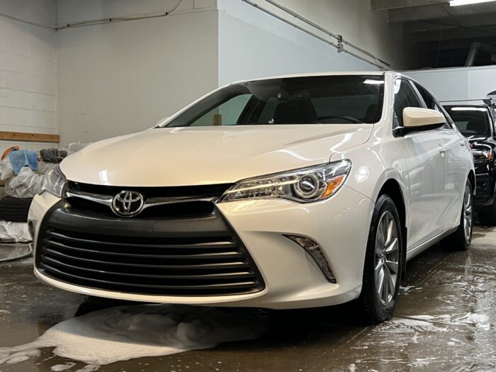 2015 TOYOTA CAMRY XLE"PENDING" - Image 2