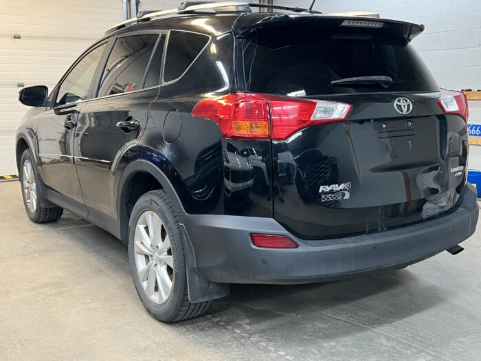 2014 TOYOTA RAV4 LIMITED - Image 4