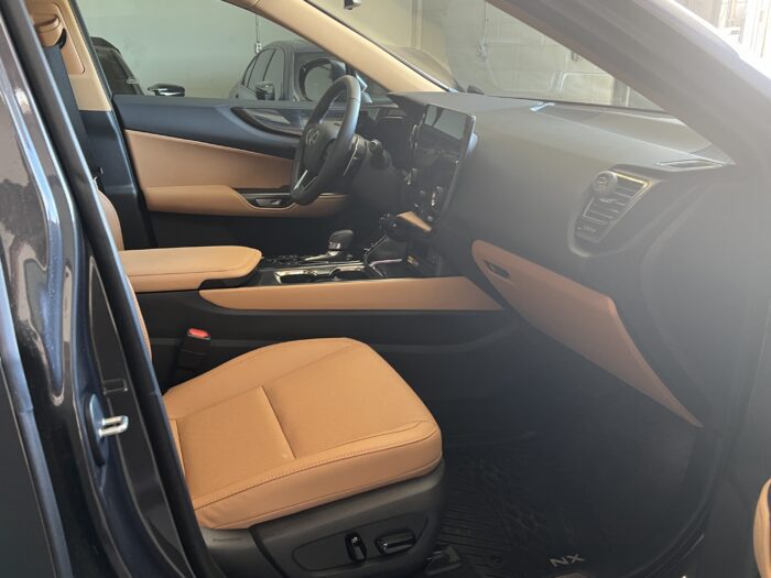 2025 LEXUS NX 350 LUXURY - Image 9