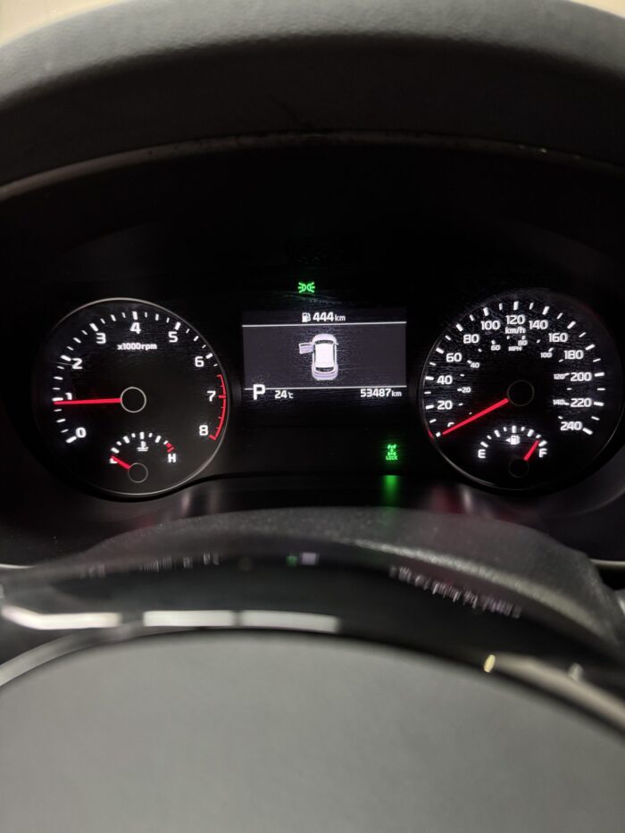 2022 KIA Sportage - Image 9