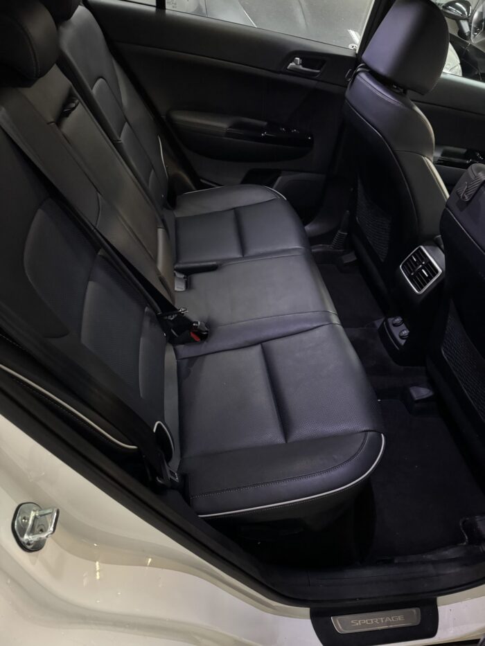 2022 KIA Sportage - Image 7
