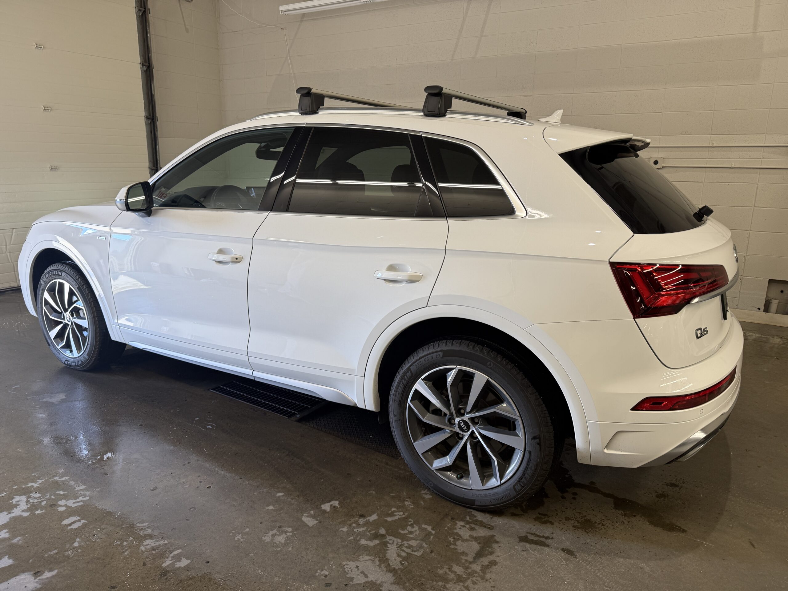 2021 AUDI Q5 TECHNIK "PENDING" - Image 3
