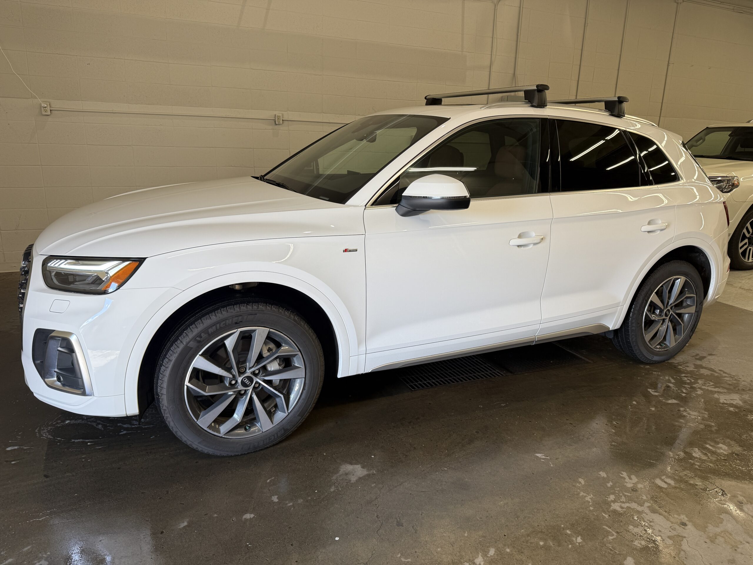 2021 AUDI Q5 TECHNIK "PENDING" - Image 2