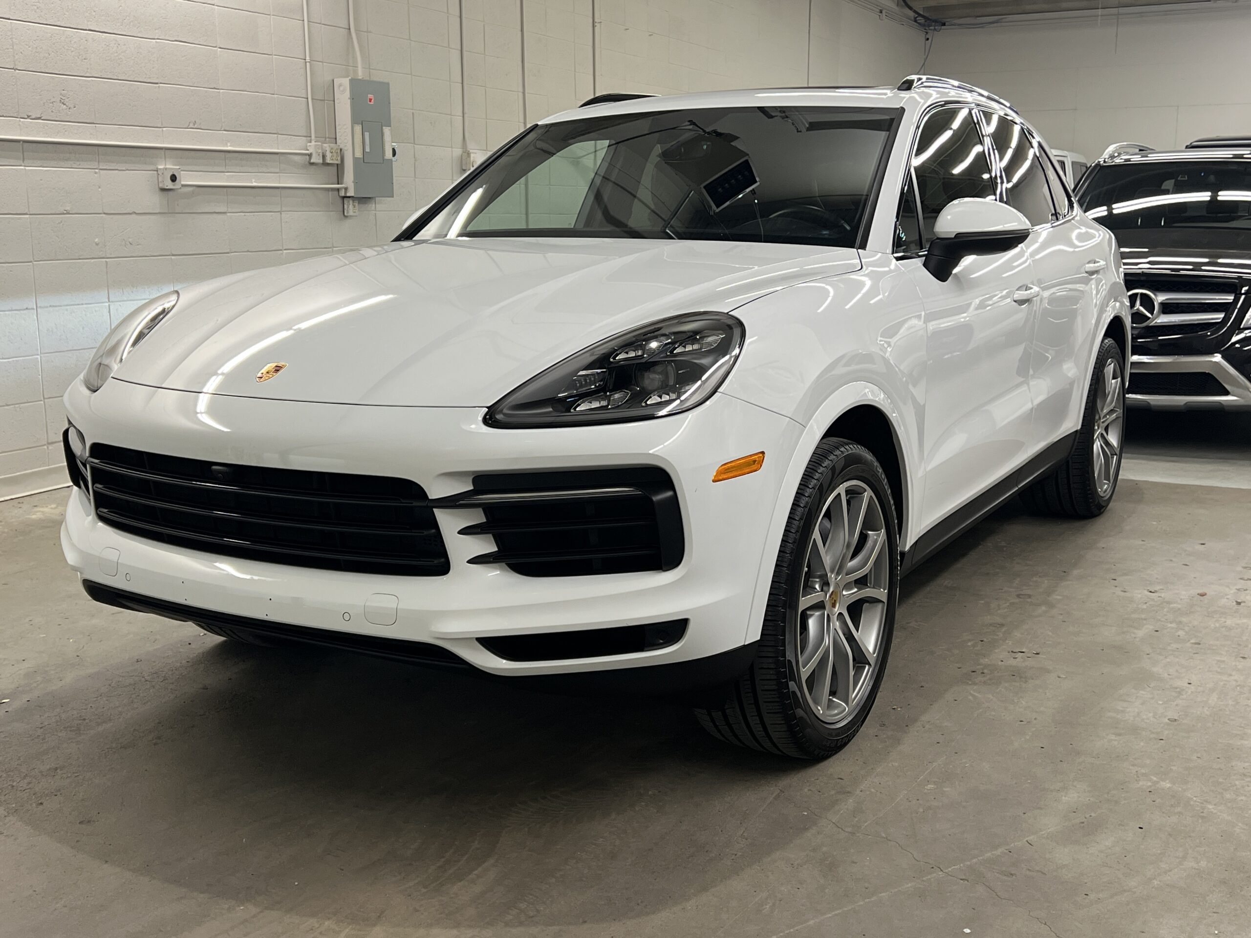 2020 PORSCHE CAYENNE - Image 2